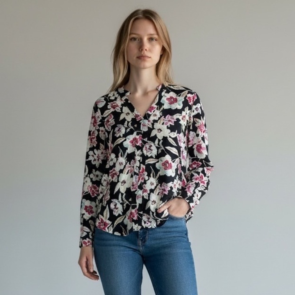 Banana Republic Floral V-Neck Blouse Women L Navy Pink Long Sleeve Romantic‎